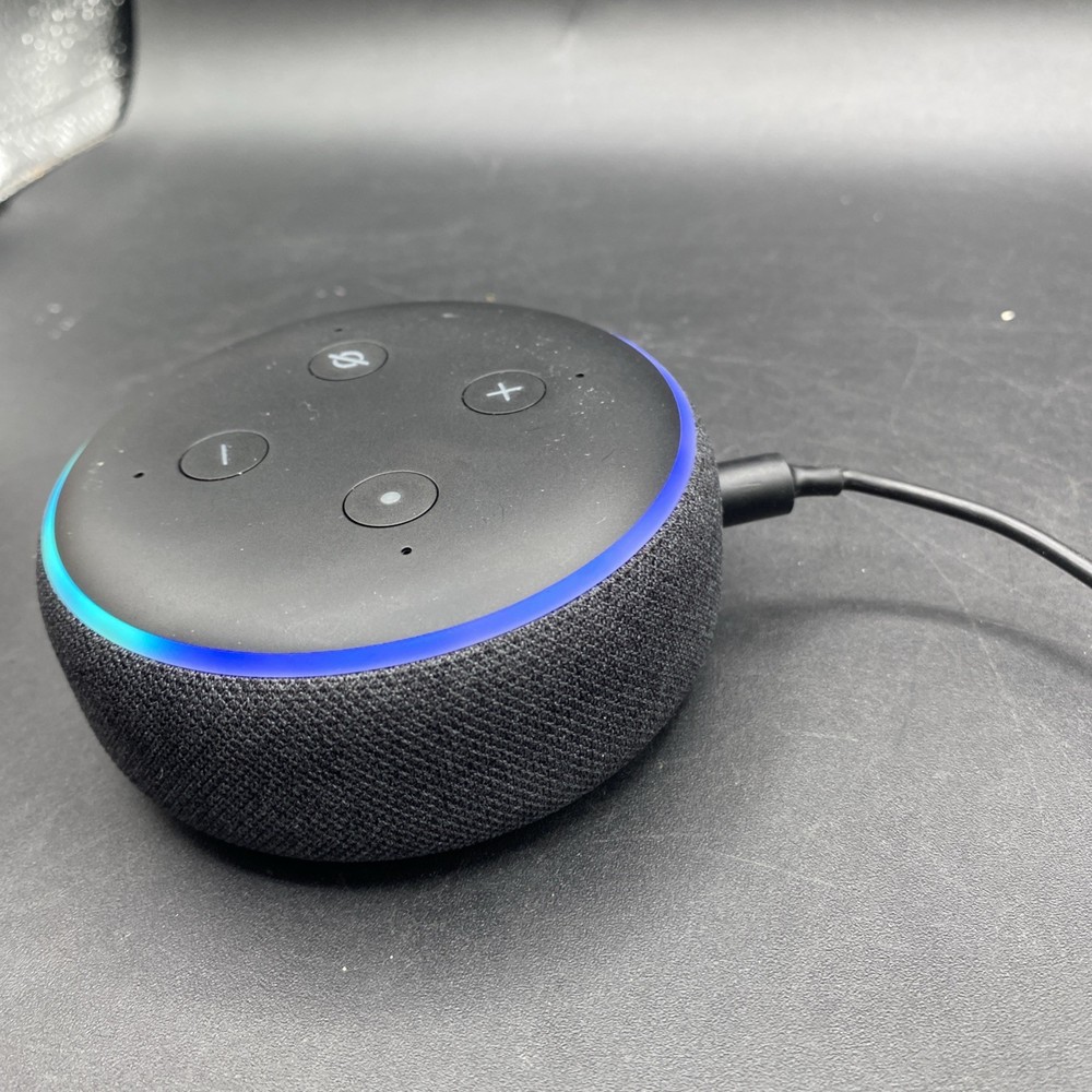 Amazon Echo Dot (3rd Generation) Smart Speaker - Charcoal W/Power Adapter Flaws