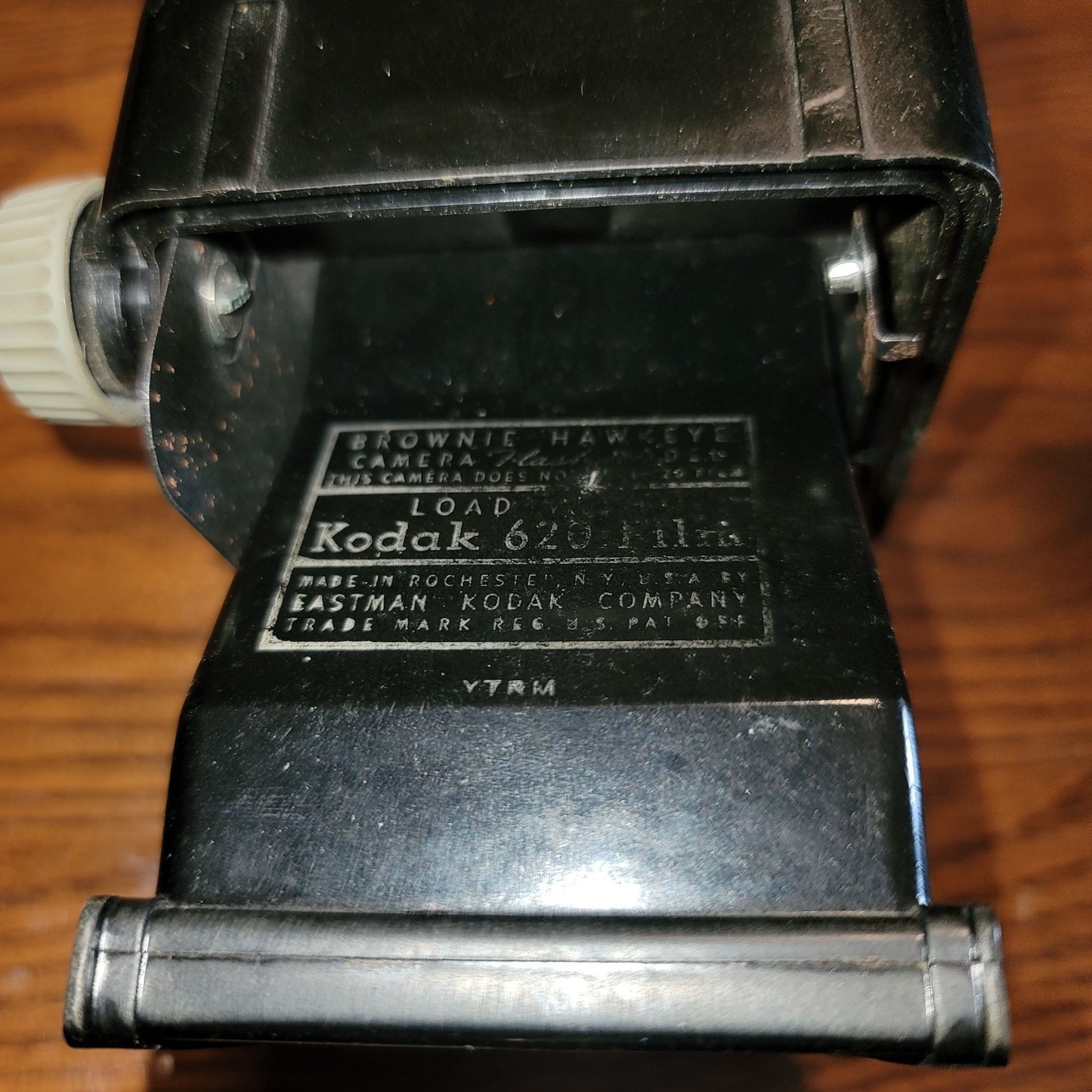 Vintage Kodak Brownie Hawkeye Camera Flash Model
