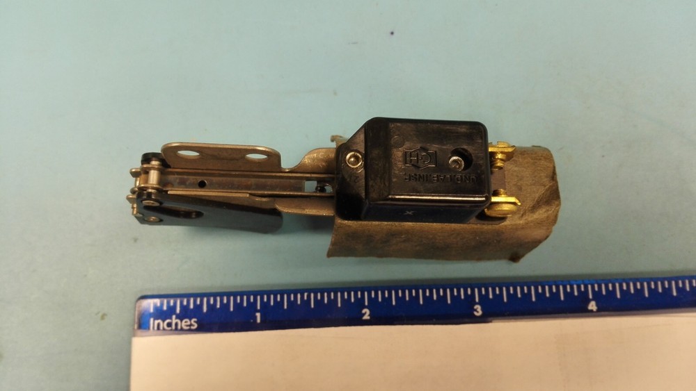 Micro Switch 8307K6 Switch ... NEW CUTLER HAMMER