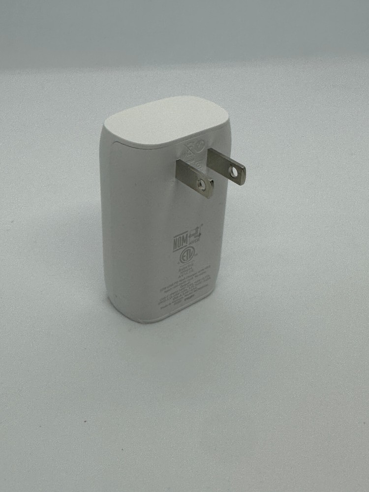 100% Genuine Belkin BOOST CHARGE 37W Dual Wall Charger iphone 15 android