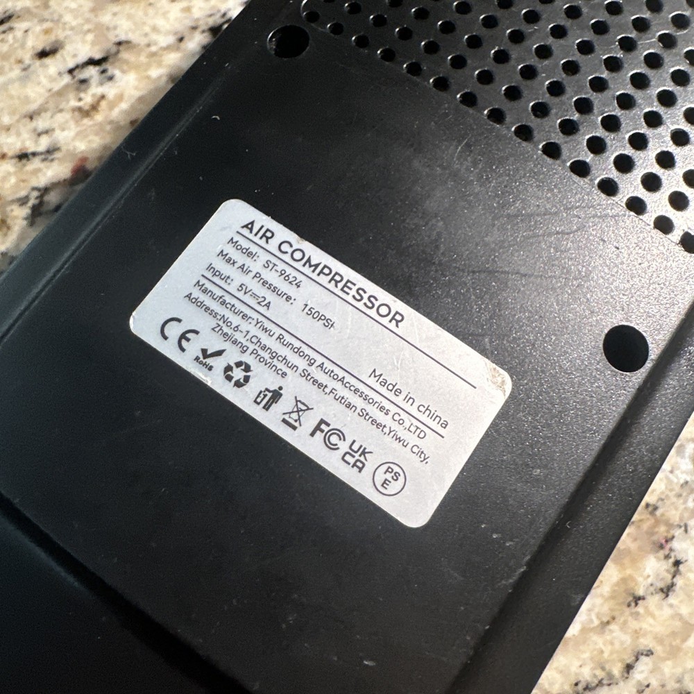 SUITU ST-9624B - Portable Air Compressor.