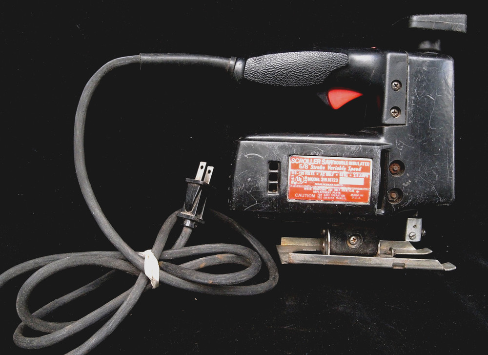 CRAFTSMAN  SCROLLER SAW MOD 315.10723  5/8" STROKE-VARIABLE SPEED....TESTED