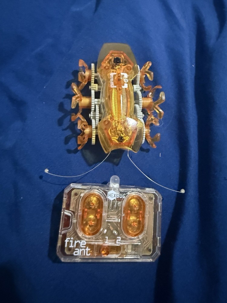 HEXBUG Fire Ant, Orange *Untested