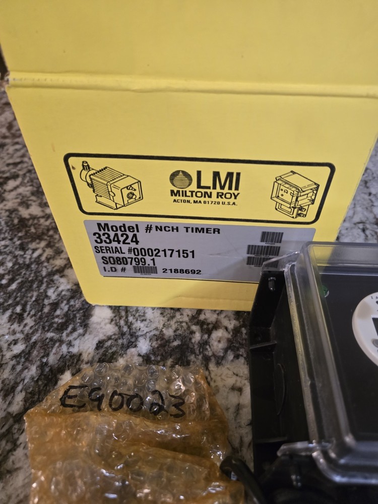 LMI Liquitron Time Switch Controller Model 33424 Liquid Metronics Milton Roy