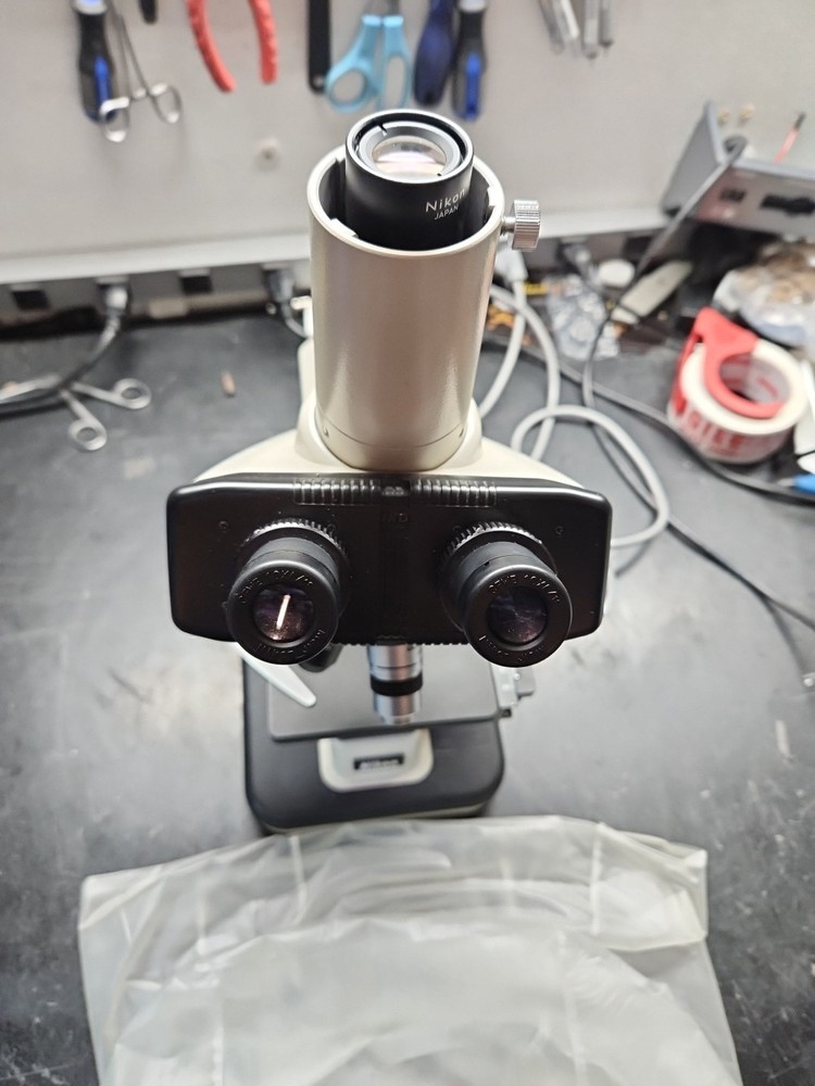 Nikon YS2-T Binocular Microscope Alphaphot 2 with Eyepieces and Objective Lenses