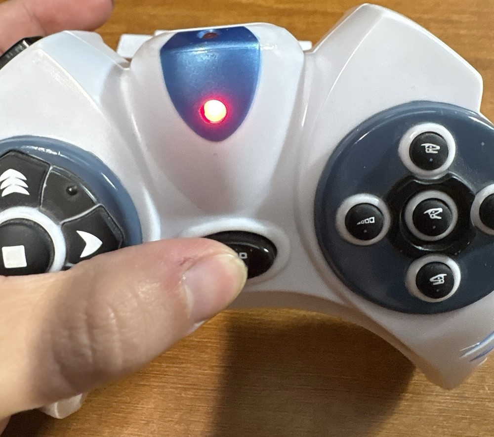 Roboraptor Blue Remote Control WowWee 2005 Dinosaur Controller