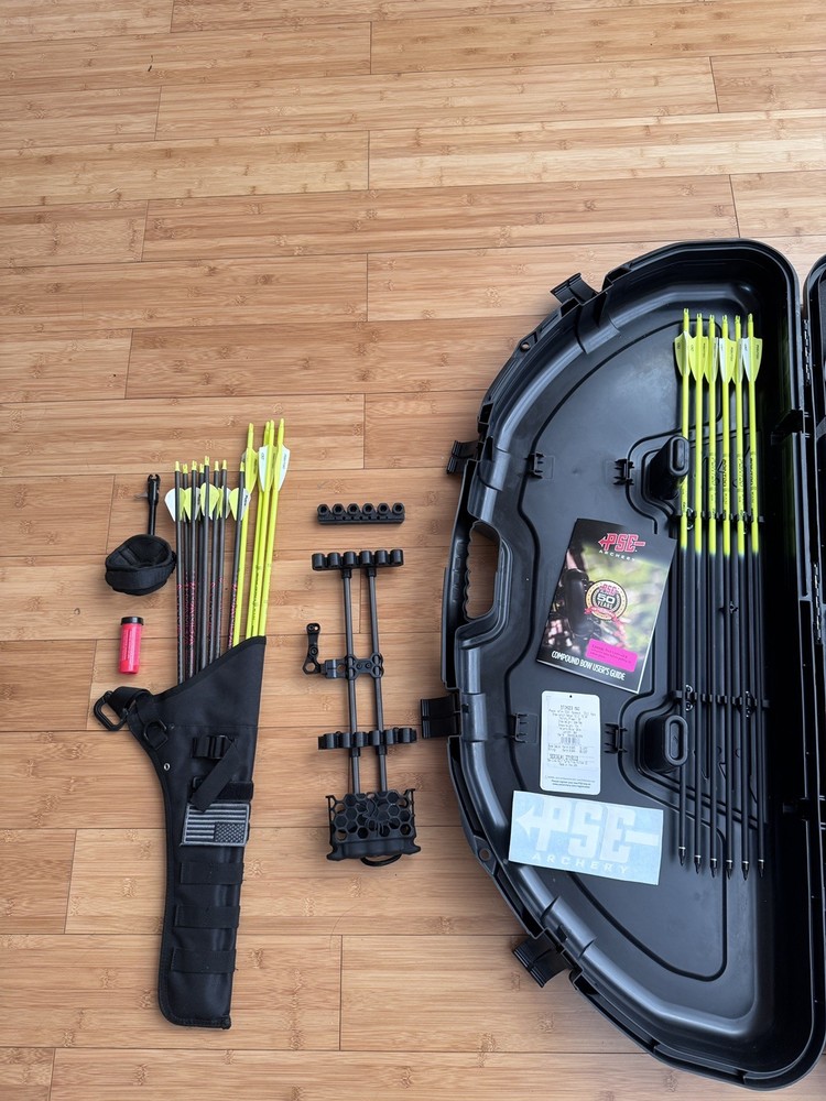 compound bow left hand