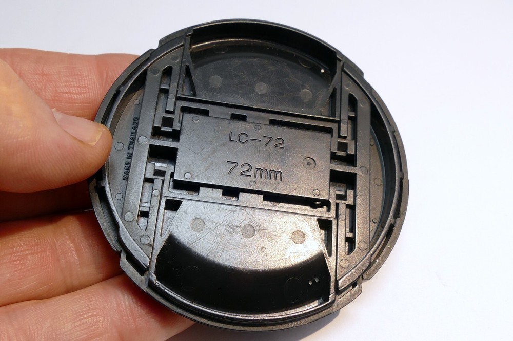 Nikon 72mm lens front cap (all black) used