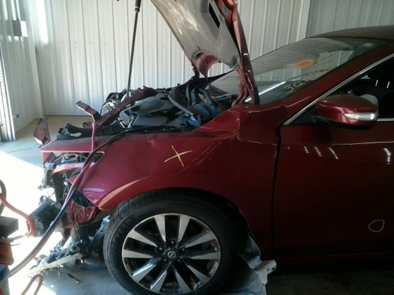 ALTIMA 2016 High Mounted Stop Light 104712411