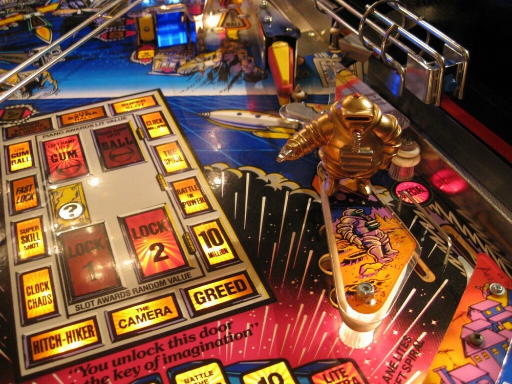 TWILIGHT ZONE PINBALL - THE INVADER [ flipper machine mod]