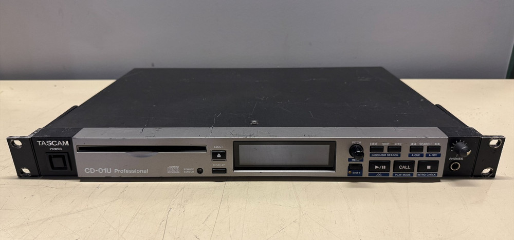 Tascam CD-01U PRO Rackspace CD Player