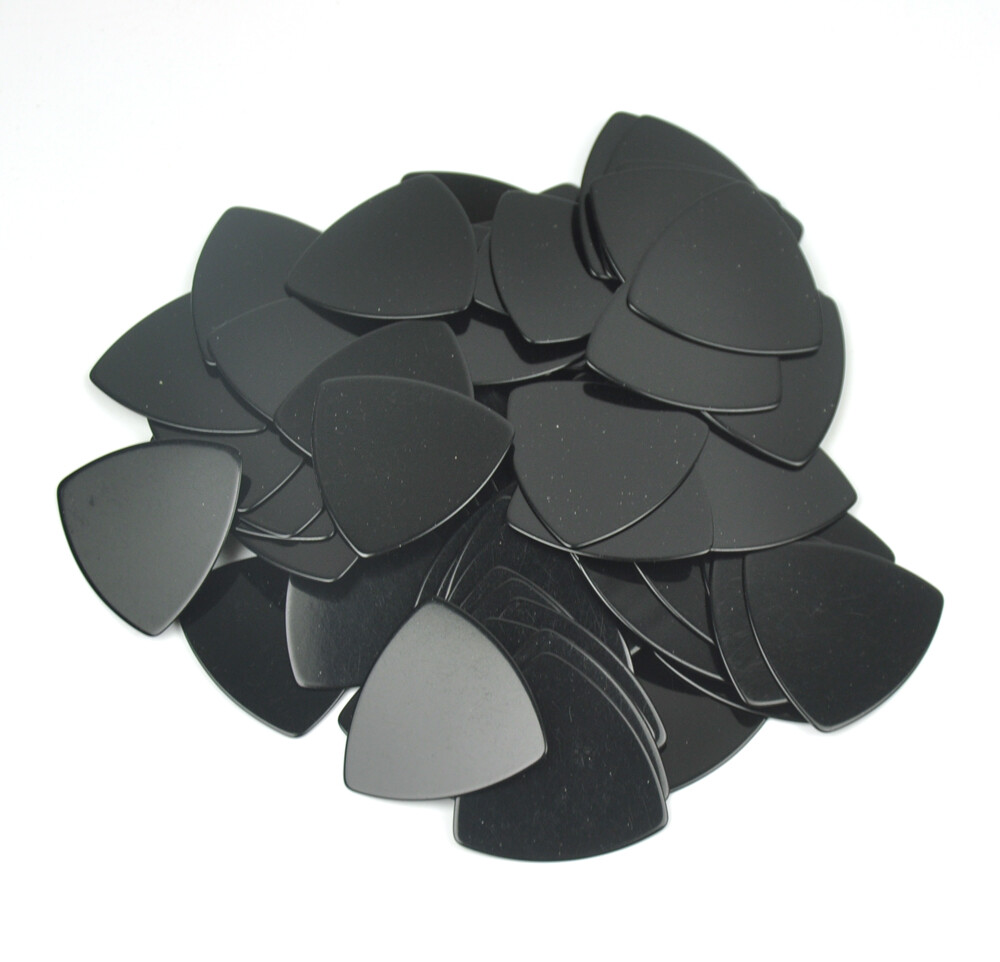 Celluloid 346 Rounded Triangle Guitar Picks Plectrums 0.71mm 100Pcs Solid Black
