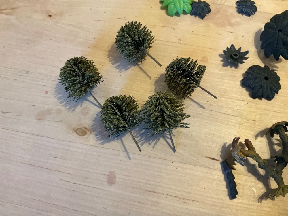 Warhammer Scenery Trees 3rd Edition OOP SOLD AS SEEN (012)