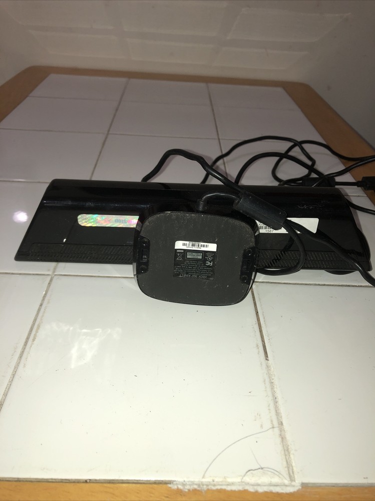 Authentic Microsoft Xbox 360 Kinect Sensor *Sensor And Wire