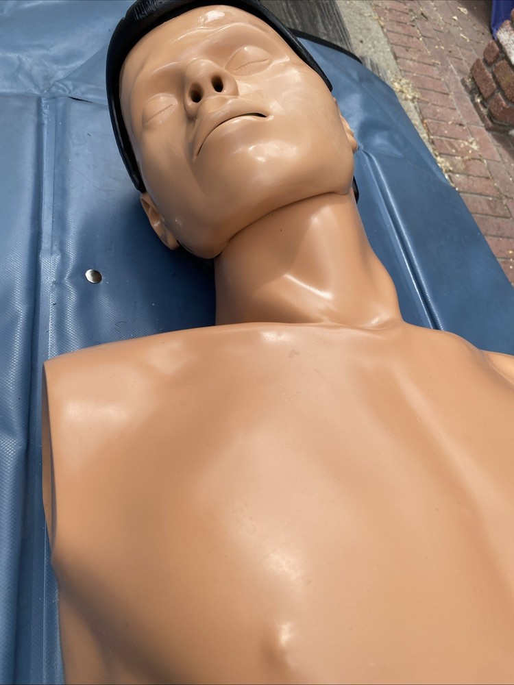 Ambu Man CPR Training Manikin Dummy W/ Case #4 UNTESTED