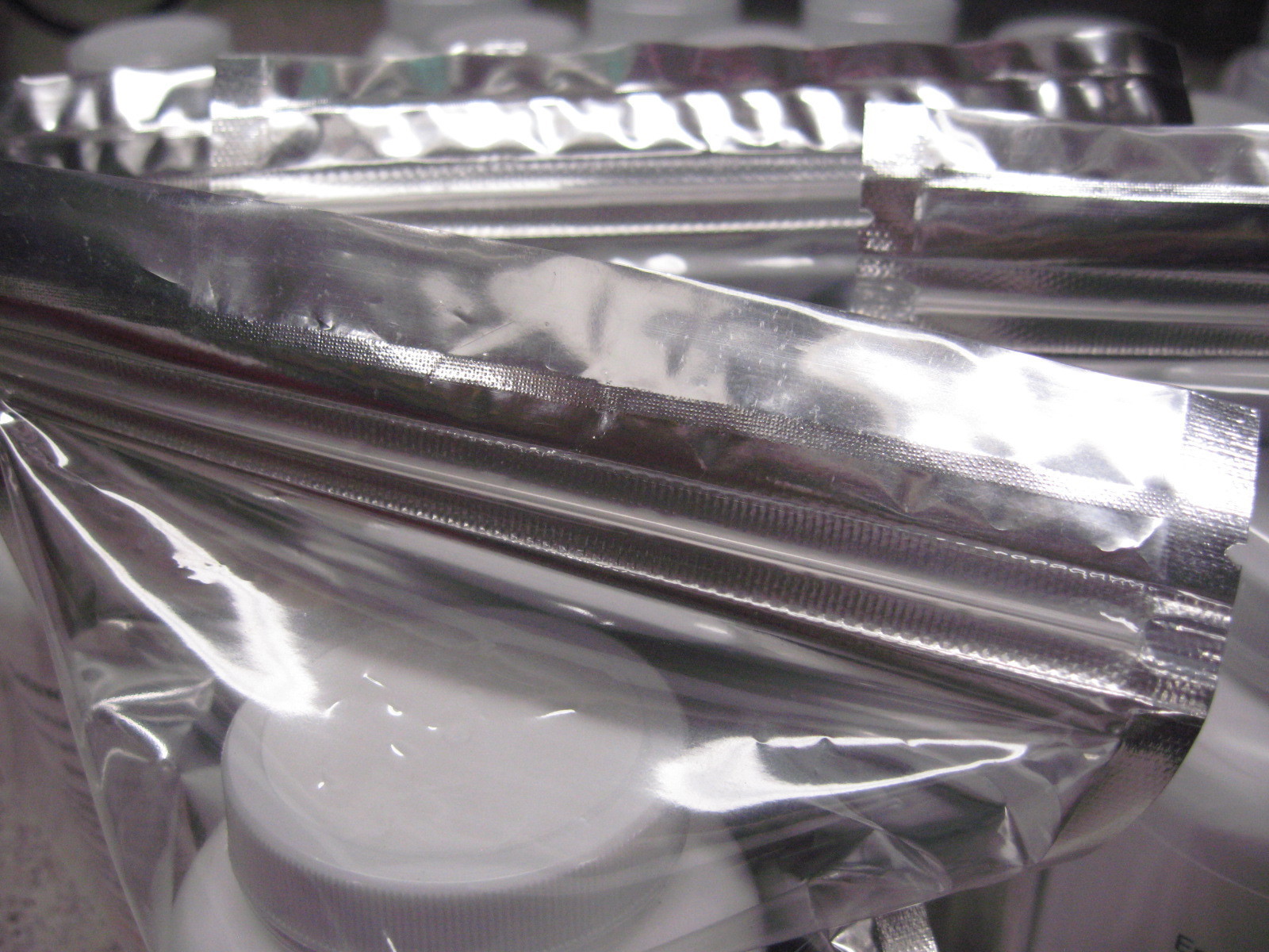 Calcium Hypochlorite-Emergency Survival Water Purifier - 1lb = 10,000 Gallons