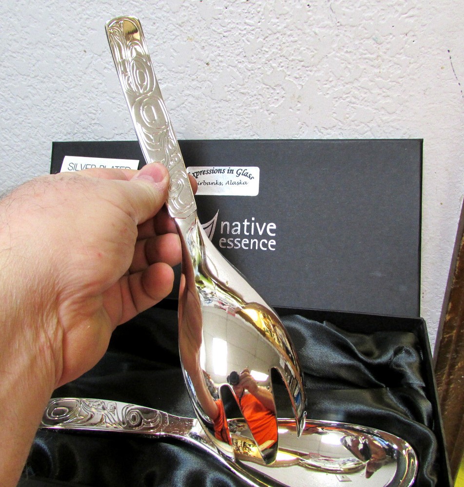 Native Essence Silver Plated Servers set by Terry Starr Tsimshian, unused NEW