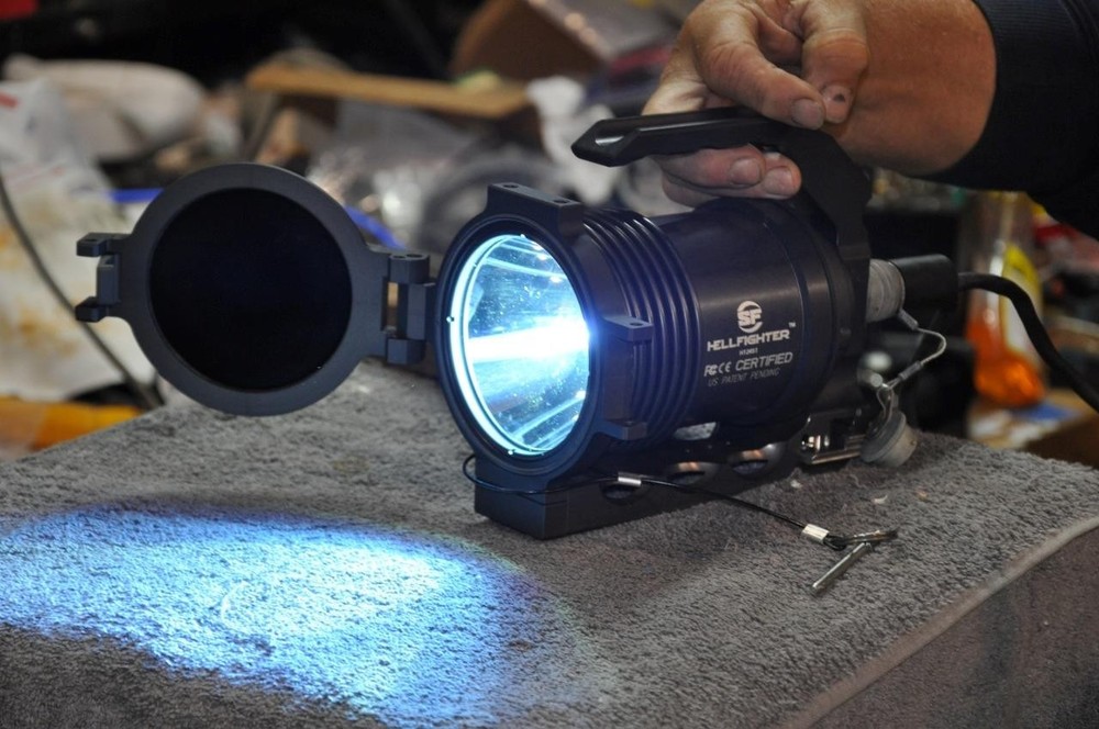 Surefire Hellfighter Light + M88A Rail