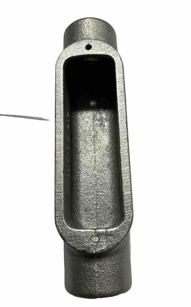 Crouse-Hinds 3/4” C Conduit Fitting. C28