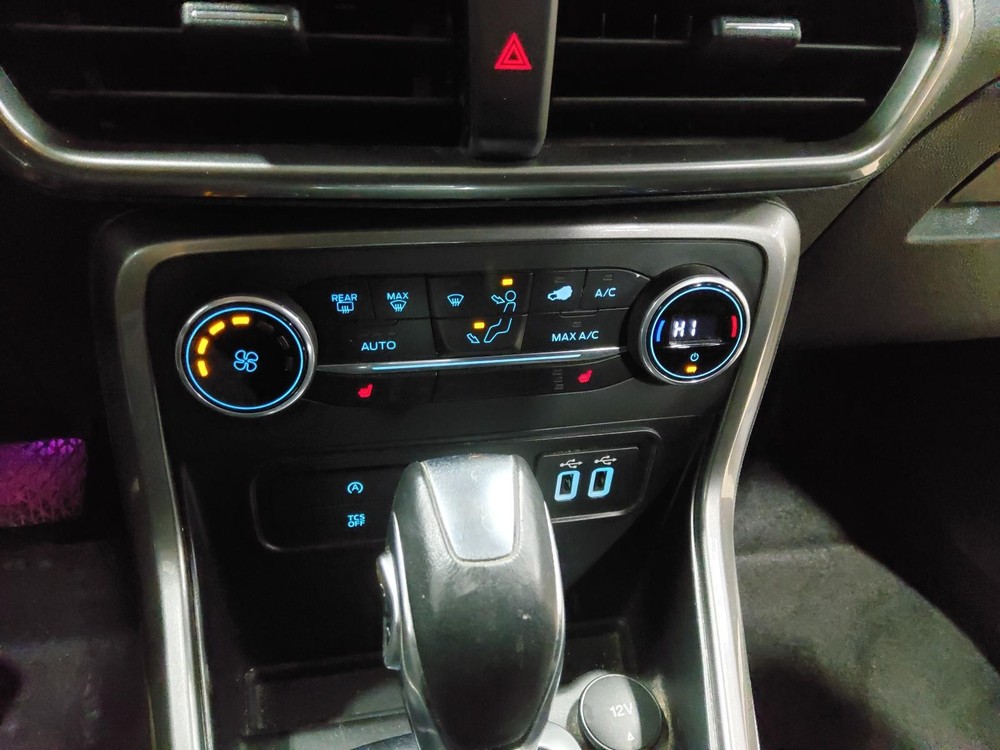 Used A/C Selector Switch fits: 2018 Ford Ecosport automatic temperature control