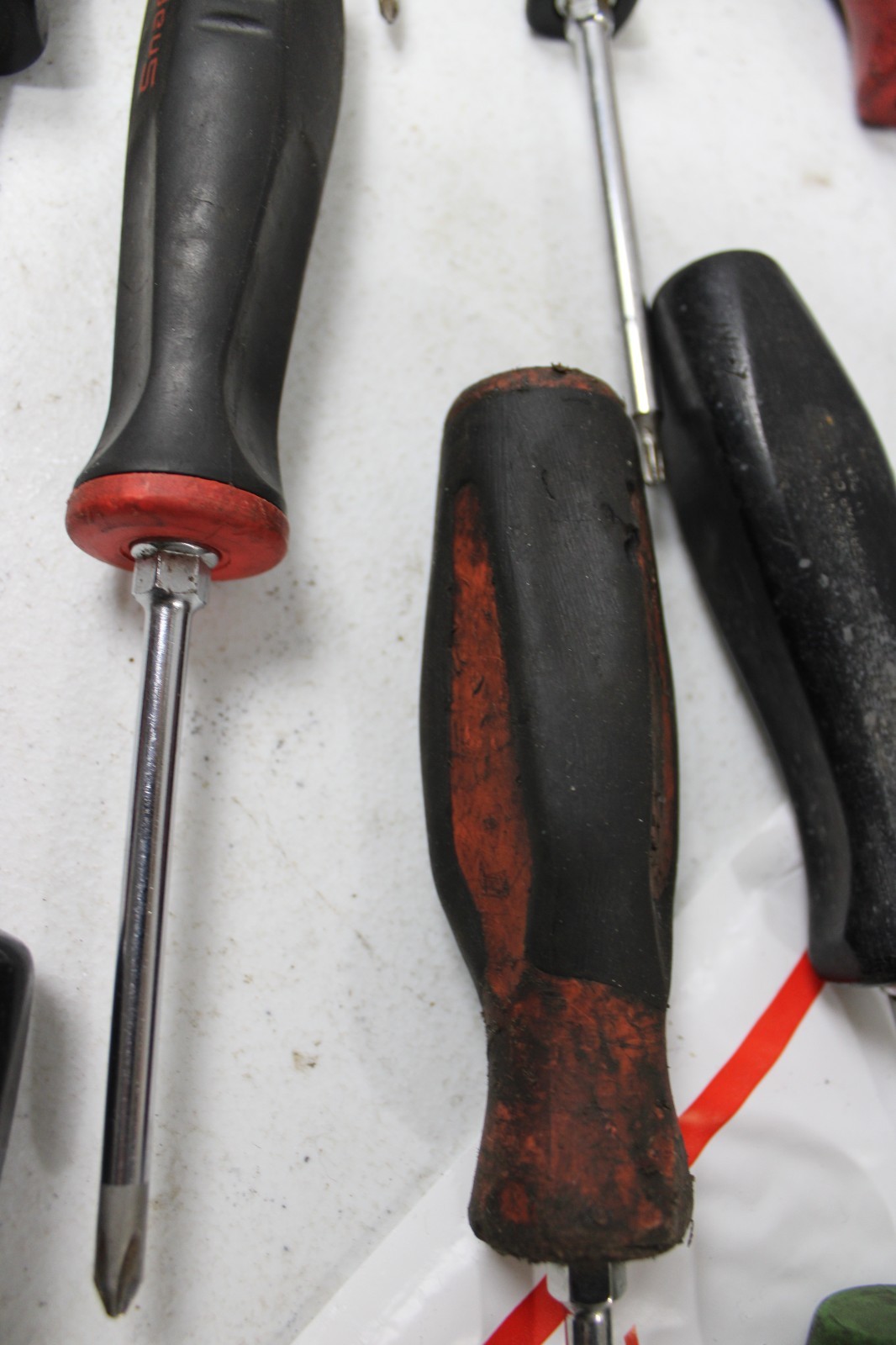 Snap On Screwdriver Set, Red -Green…used 12 PC Lot 🇺🇸 Mixed 8C