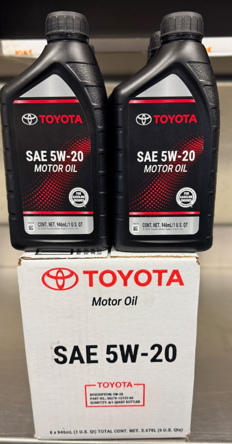 LEXUS/TOYOTA MOTOR OIL 5W-20 MOTOR OIL CASE OF 6 00279-1QT20-6S