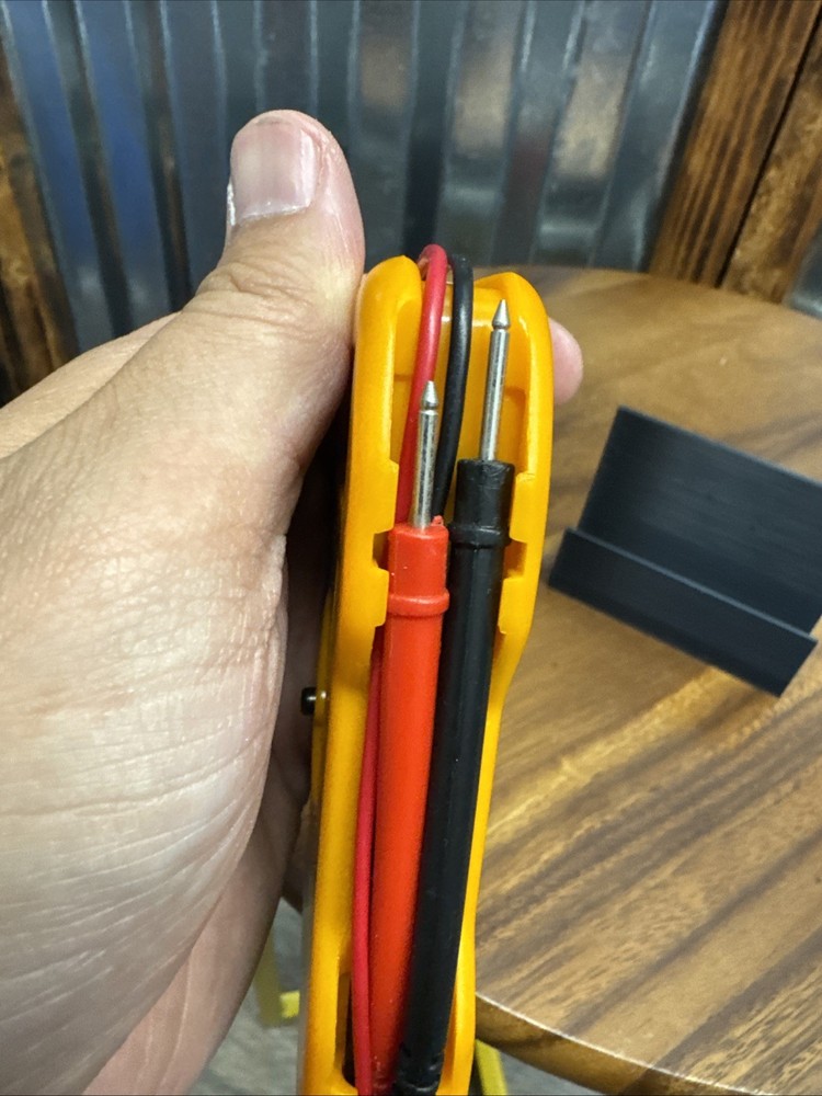 Digitek DS830B+ Multi-meter Yellow Tested Works