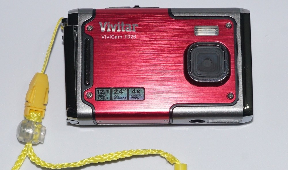 VIVITAR VIVICAM T026 12.1 MEGAPIXEL DIGITAL CAMERA, "UNTESTED"