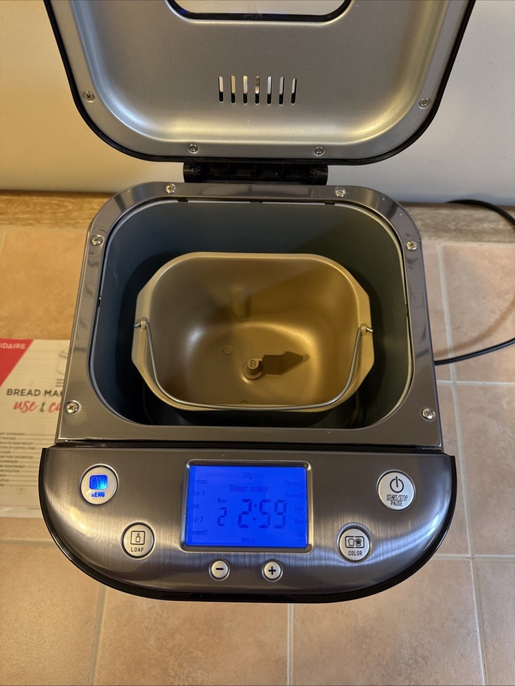 Frigidaire EBRM100 2LB Stainless Steel Bread Maker 15 Programs LCD Display