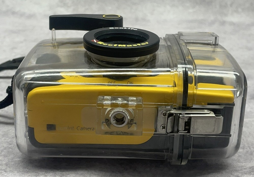 Sealife Automatic Reefmaster CL Wide Angle 35mm Dive Camera w Underwater Case