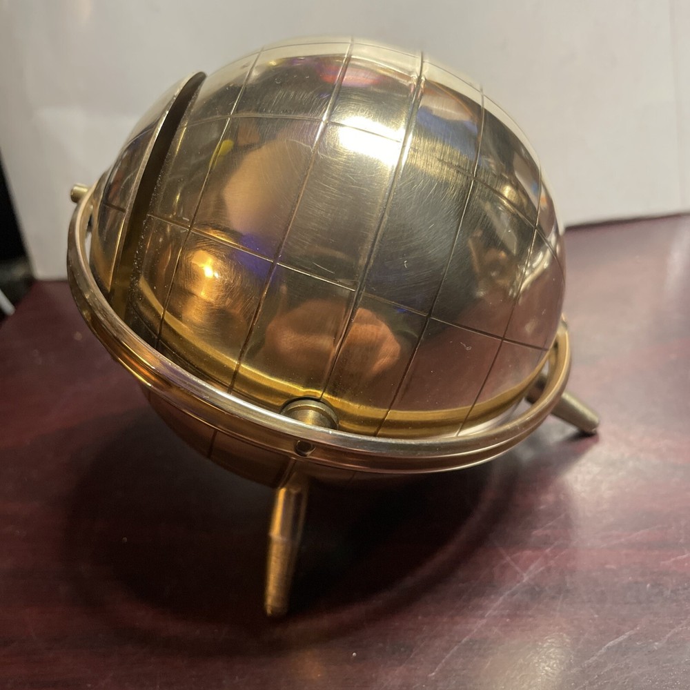 Vintage Globe Shaped Cigarette Holder