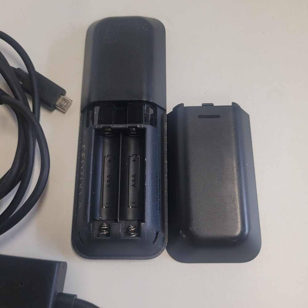 Amazon Fire Stick HD CE0700 complete with Wiring and Remote