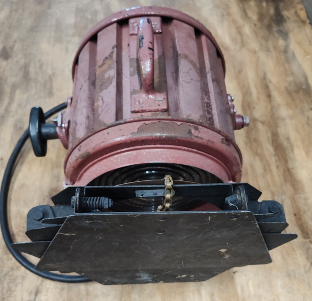 Mole Richardson Junior Mole pole Tungsten Light Type 4261
