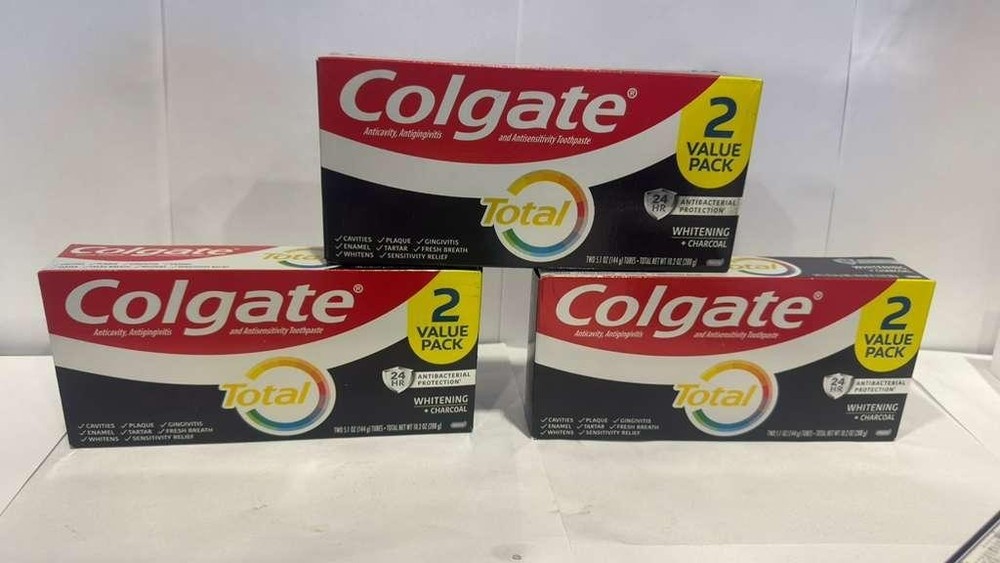 Colgate Total Whitening + Charcoal Toothpaste, Mint, 6 Pack, 5.1 Oz Tubes