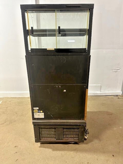 "STRUCTURAL CONCEPTS" TRIPLE ZONE LIGHTED REFRIGERATED DISPLAY MERCHANDISER