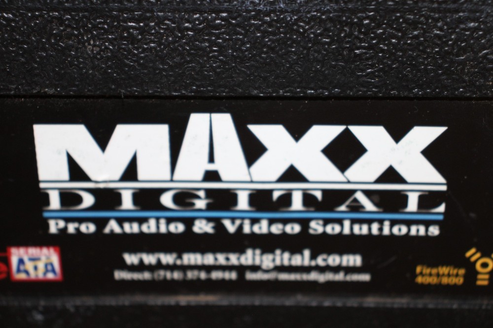 Maxx Digital Edit Vault Pro Audio Video Solution 500GB w/CASE & USB Cables
