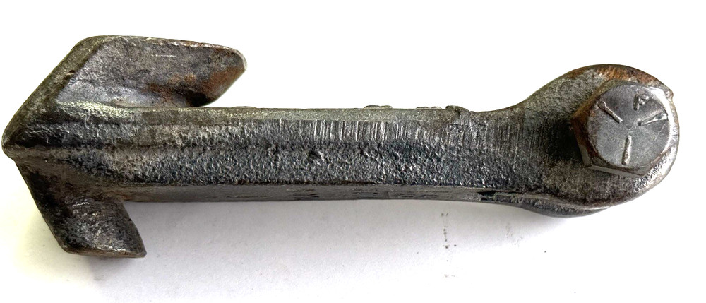 Canada Guy Chart Systems Plug Hook 319040 Used