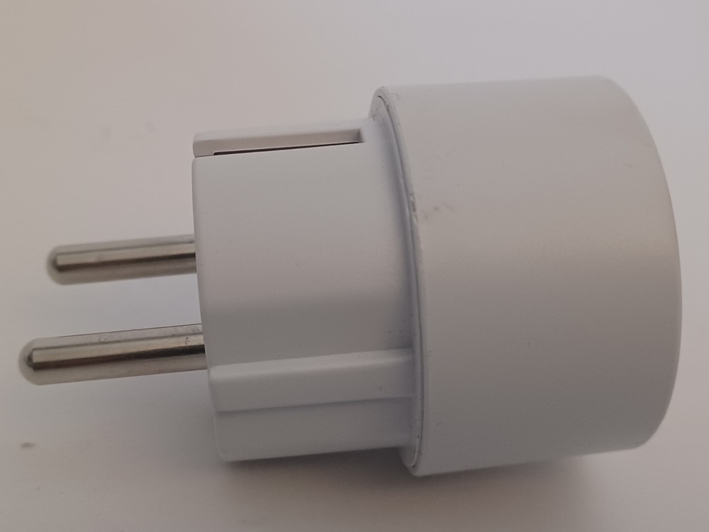 Smart Plug With Power Consumption