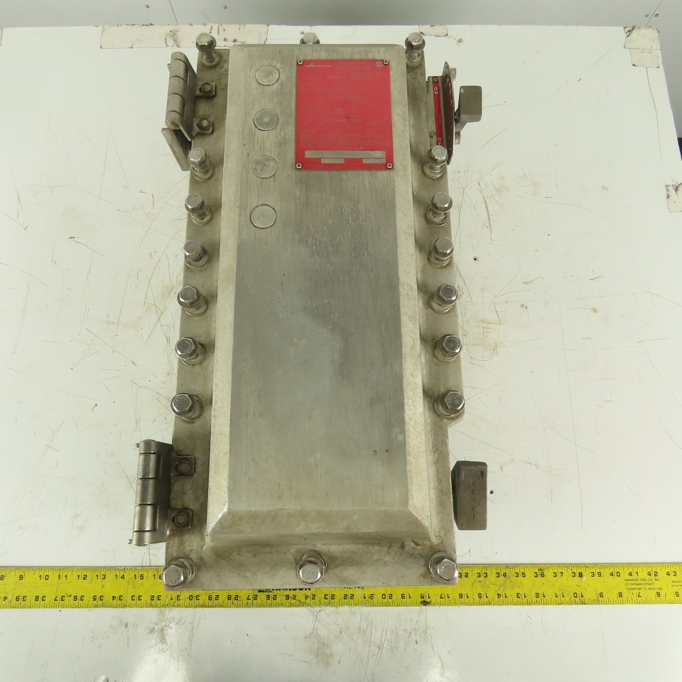 Cooper EBMC1FB Explosion Proof Starter Size 1 600V 1Hp MAX 3A Trip