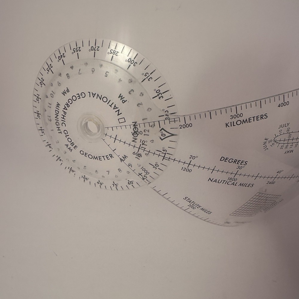 National Geographic Globe Geometer