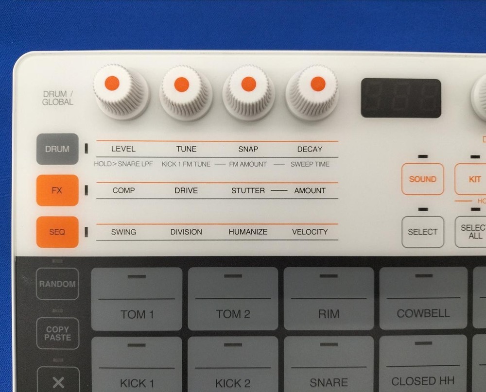 IK Multimedia UNO Drum Machine Portable Electronic Drum Pad New