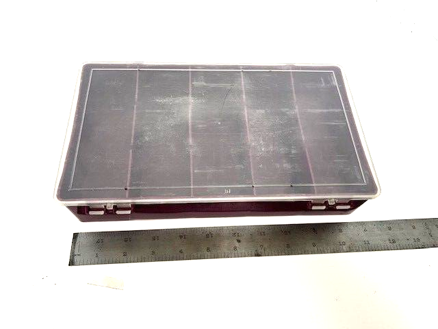 PLASTIC MAROON HOBBY CASE 11" x 6" - 6 COMPARTMENTS- USED