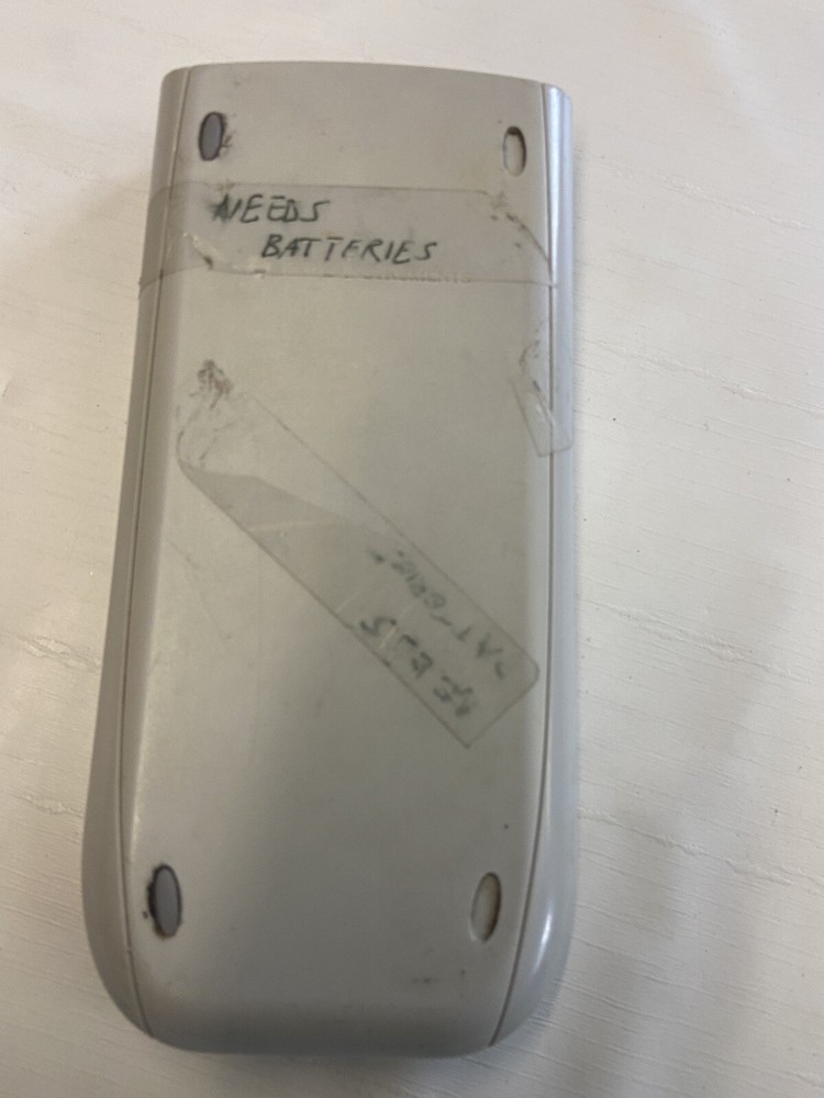 Texas Instruments TI-84 Plus Silver Edition Graphing Calculator *WORKING*