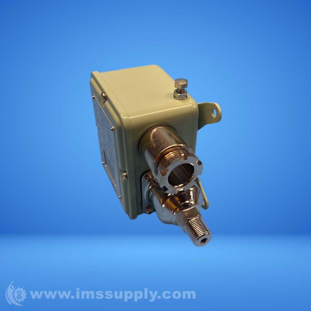 SMC ISG220-030 Pressure Switch FNOB