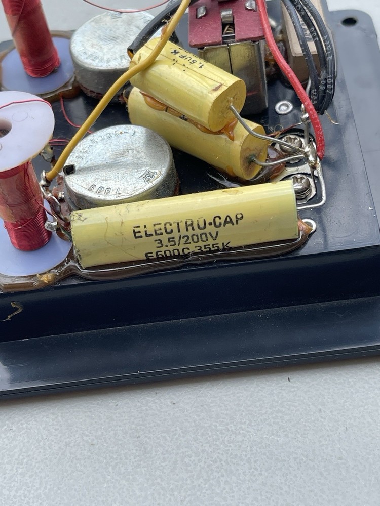 cerwin vega hed-1230 crossovers (pair)