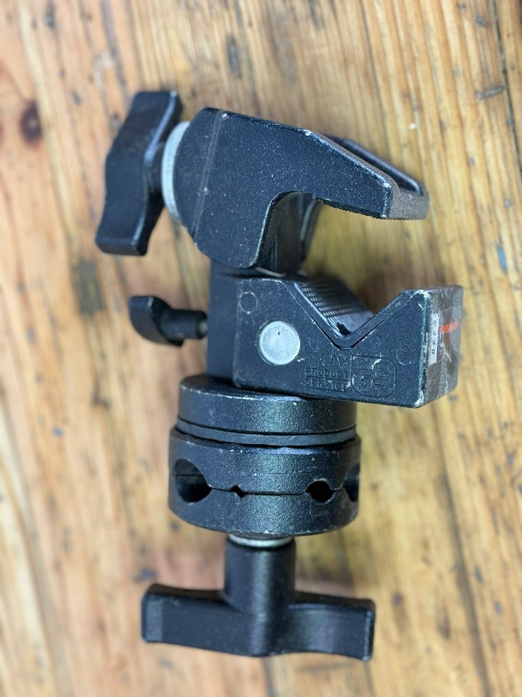 Avenger Super Clamp Grip Head, Black #D230 Great Shape