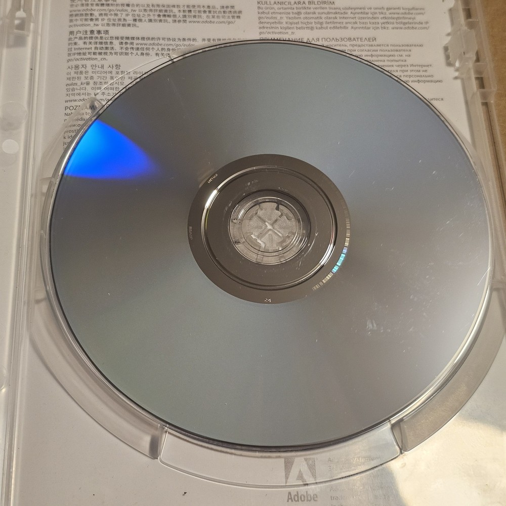 Adobe Photoshop Elements 8 PC Photo Editing Software Disc w/ Case