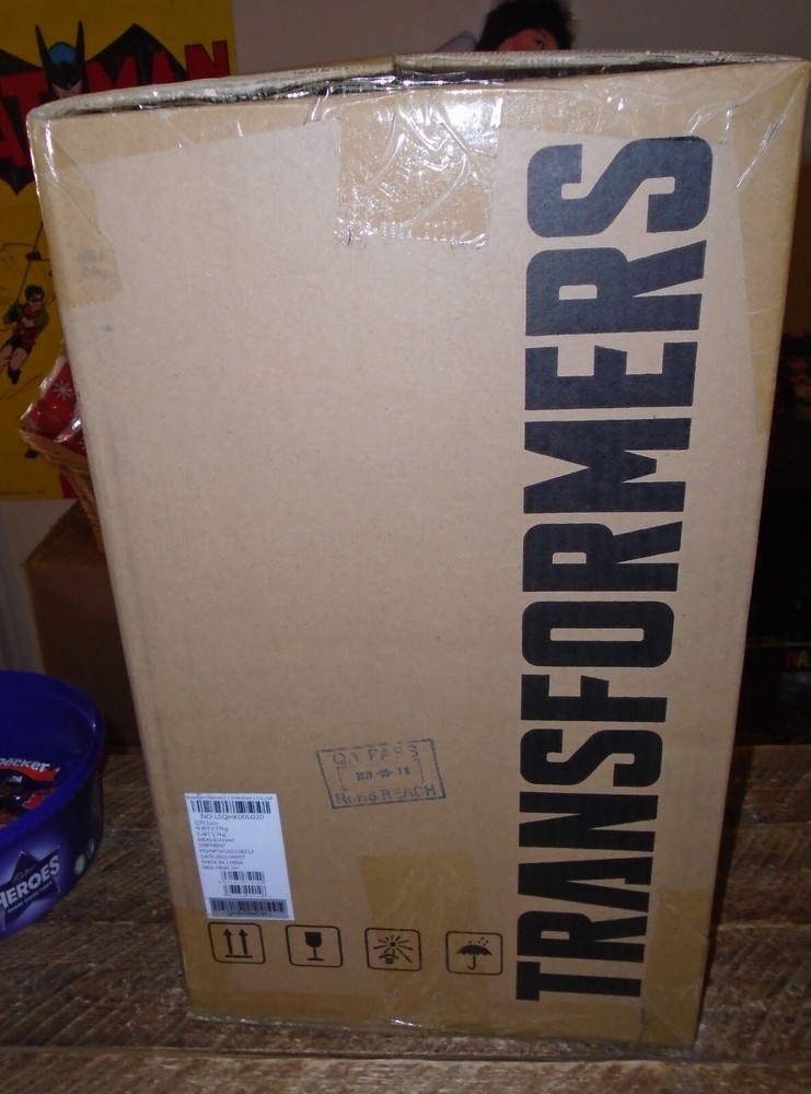 ROBOSEN TRANSFORMERS AUTO-CONVERTING OPTIMUS PRIME HASBRO