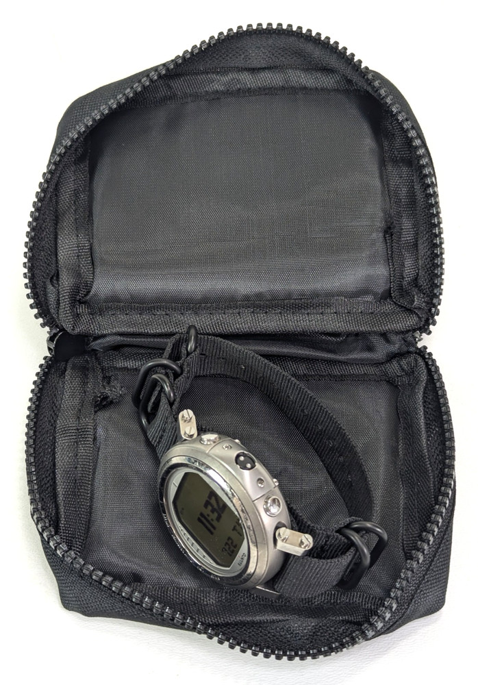 Suunto Soft Bag Padded Pouch Case Scuba Dive Computer Zippered Protector