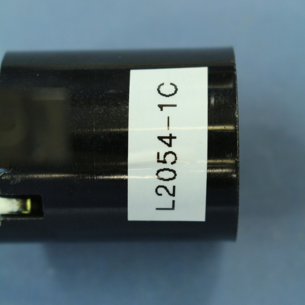 Leviton 2054-1C Phenolic Lamp Holder Light Socket Hickey E26 Medium Base 660W